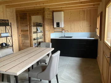 Logement entier à louer à Viuz-En-Sallaz - photo 5 : salle à manger-5