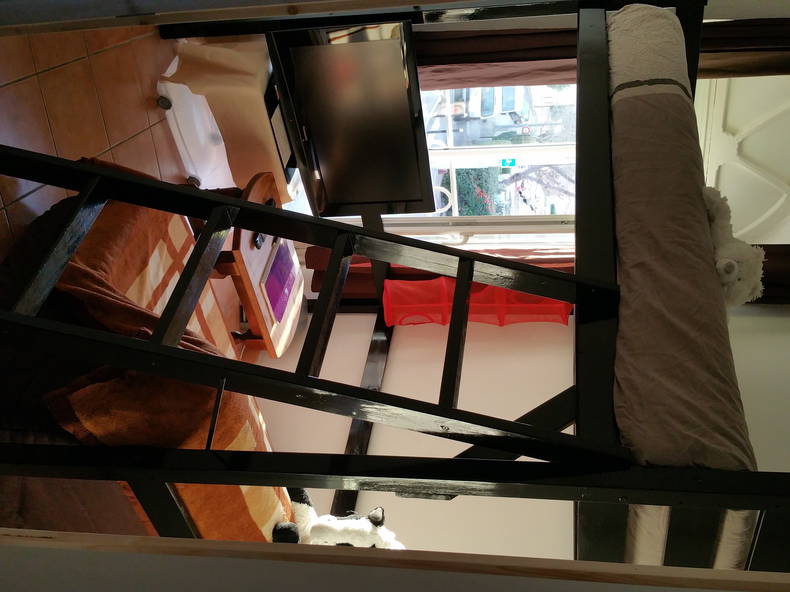 Homestay Nîmes 132330-1