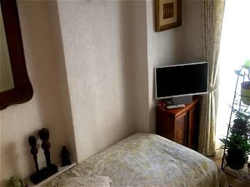 Roomlala | Petite chambre confortable à Crans-Montana (Suisse)