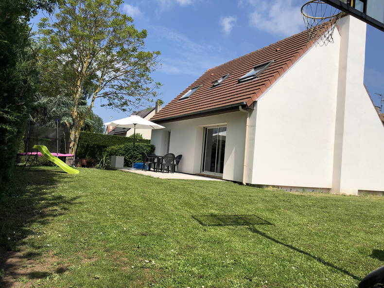 Homestay Éterville 493783-2