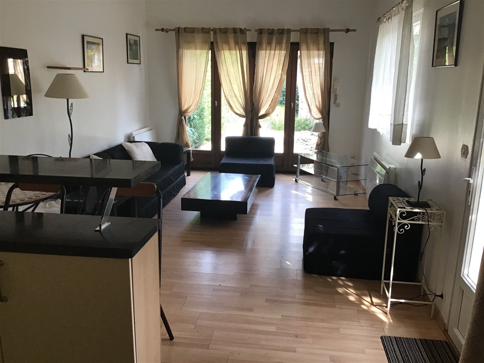 Oberoende Studio Saint-Rémy-l'Honoré 257074