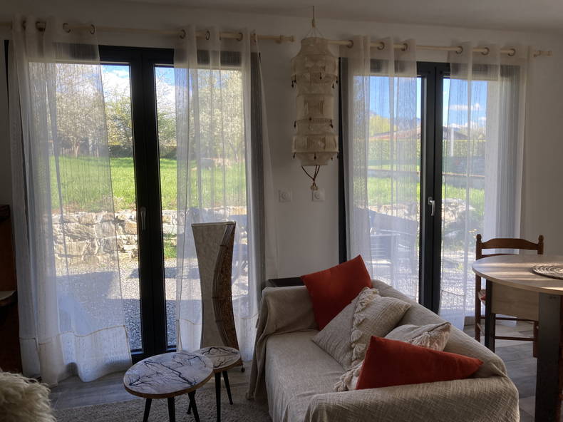 Entire Home Larringes 504369-5