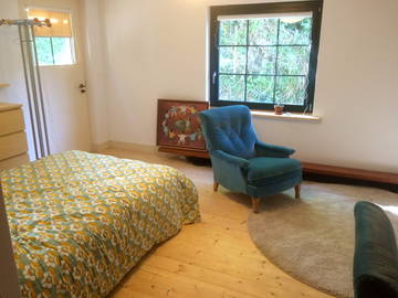 Roomlala | Piękna nowa sypialnia + łazienka w pobliżu Genewy   
