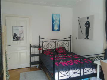 Roomlala | Pięknie umeblowany pokój