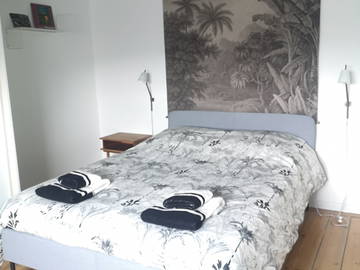 Roomlala | Piękny pokój do wynajęcia w domu rezydenta dwie stacje od Los Angeles 