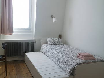Roomlala | Piękny pokój w domu rodzinnym, dwie stacje metra od Los Angeles