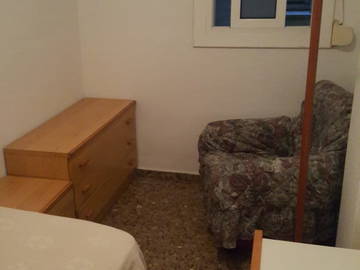 Chambre chez l'habitant à louer à Barcelona - photo 4 : chambre-4
