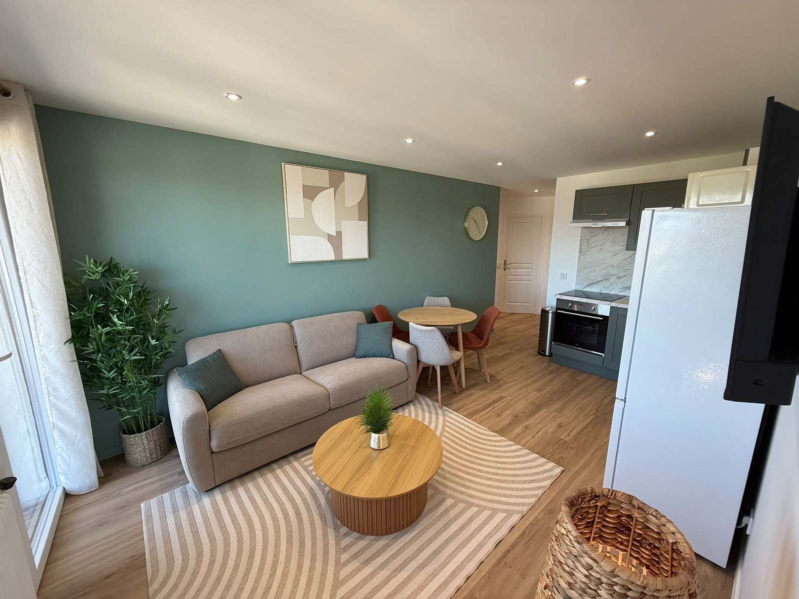 Habitación En Casa Del Anfitrión Ville-la-Grand 669310