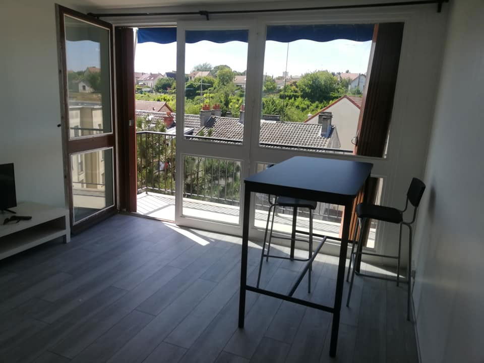 Colocación Corbeil-Essonnes 239099