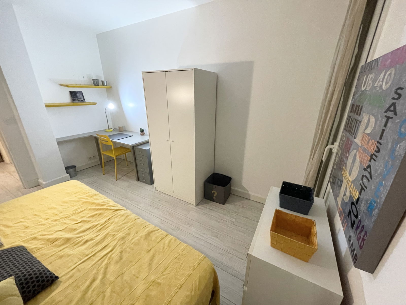 Colocación Cergy 209756