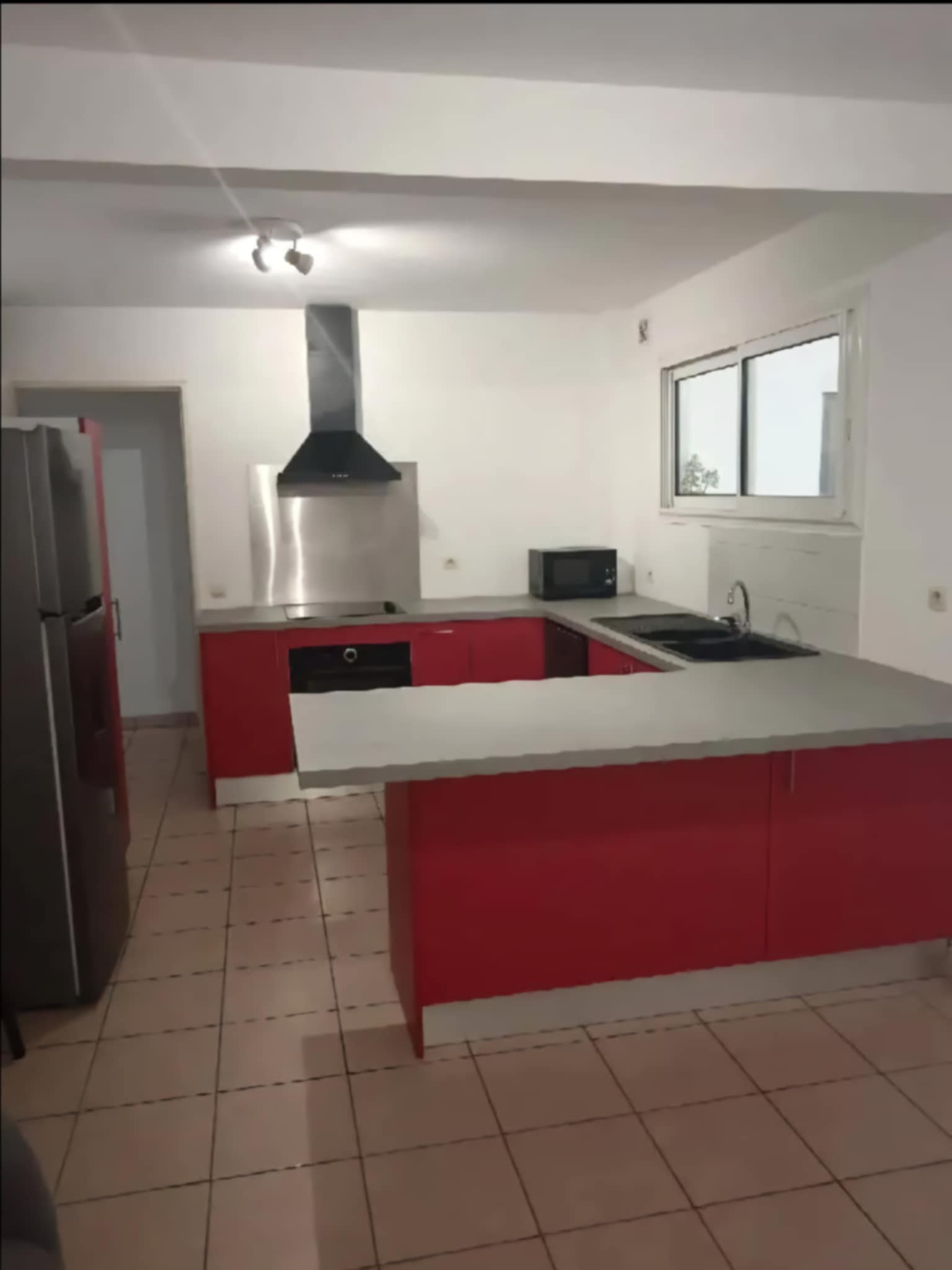 Colocación Saint-Pierre 665487