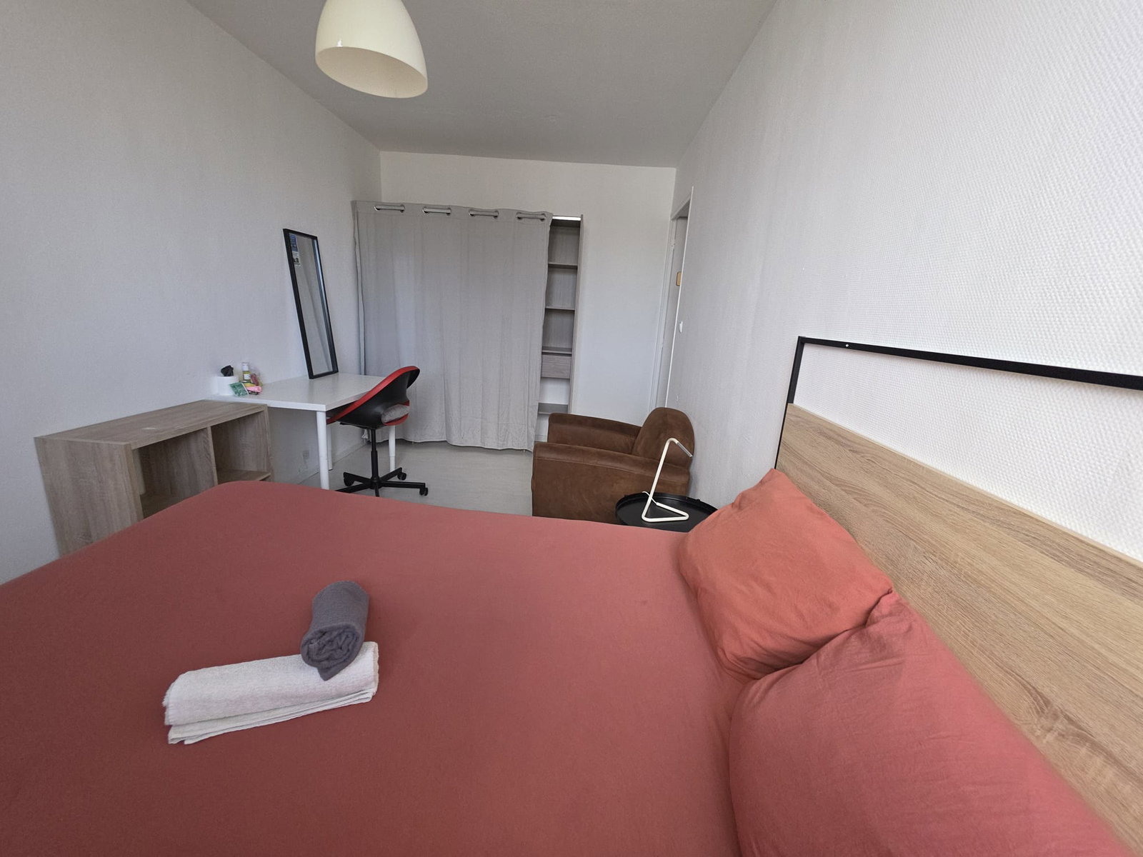 Habitación En Casa Del Anfitrión Lormont 672023