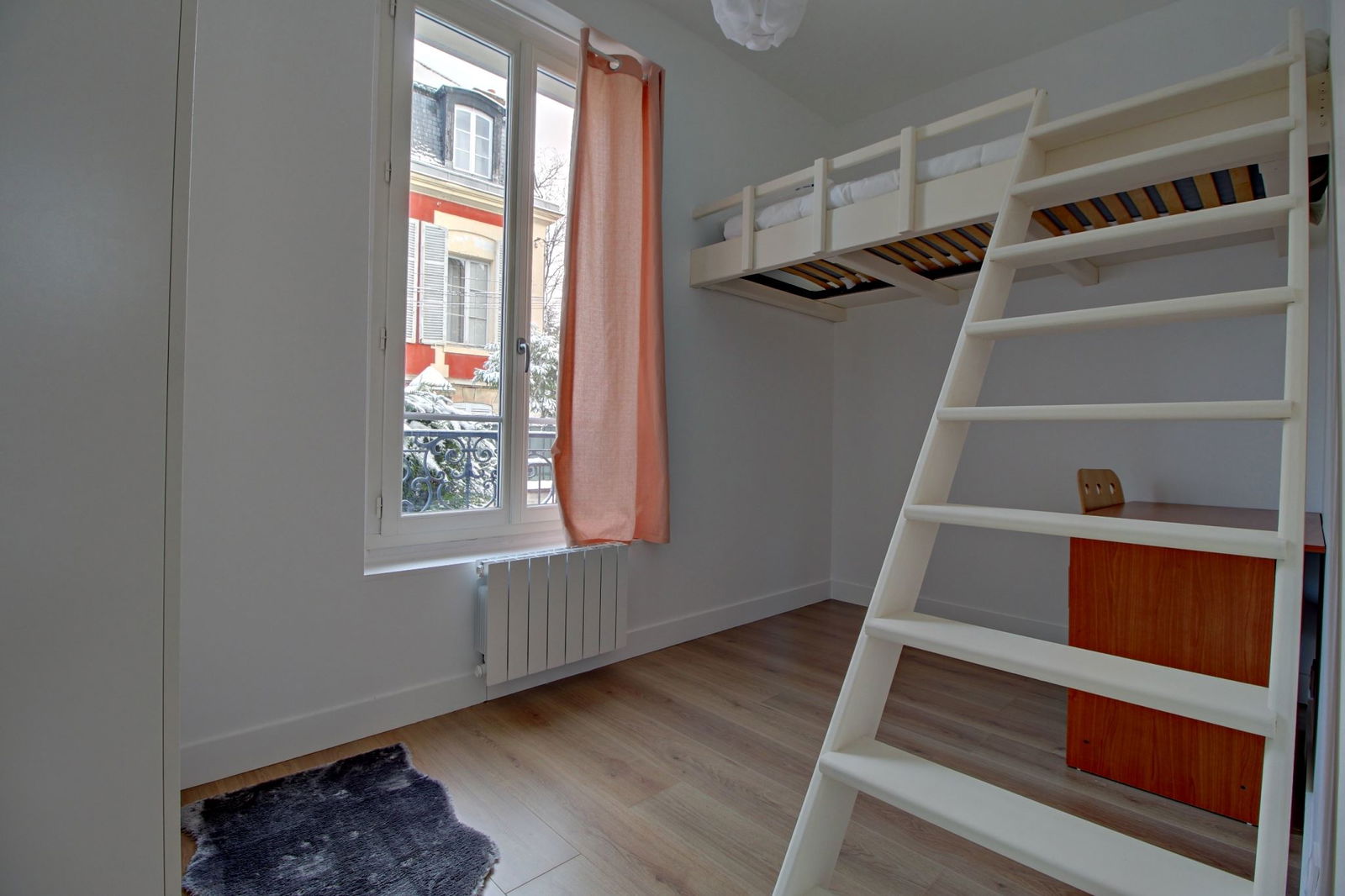 Colocación Pontoise 325751