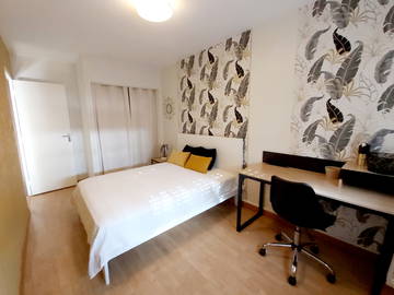 Roomlala | Piso Completo Compartido 3 Dormitorios En Blagnac