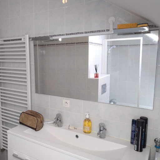 Colocación Ferney-Voltaire 189933