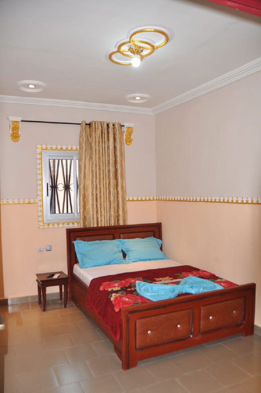 Estudio Independiente Bertoua 262805