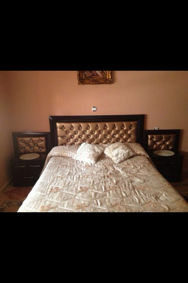 Independent Studio Nador 129768