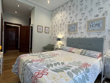 Chambre Chez L'habitant 48008 199634-8