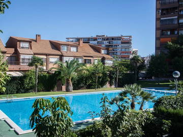 Roomlala | Plaża - Pokój dwuosobowy w bungalowie 