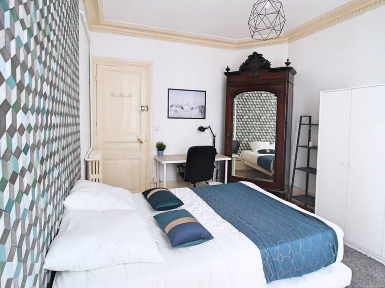 Homestay Paris 235275