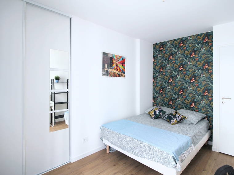 Homestay Clichy 241202