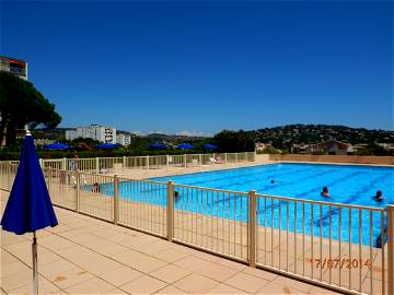 Roomlala | Pleasant Apartment Rental With Swimming Pool
