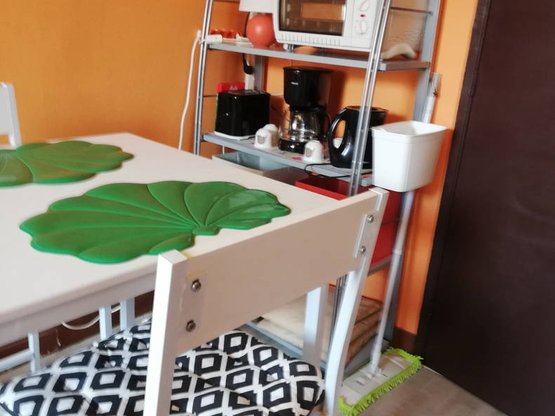 Entire Home Vichy 40987-2