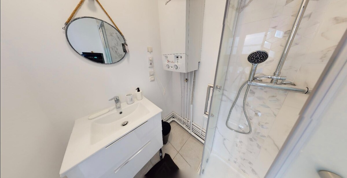 Entire Home Roubaix 664478