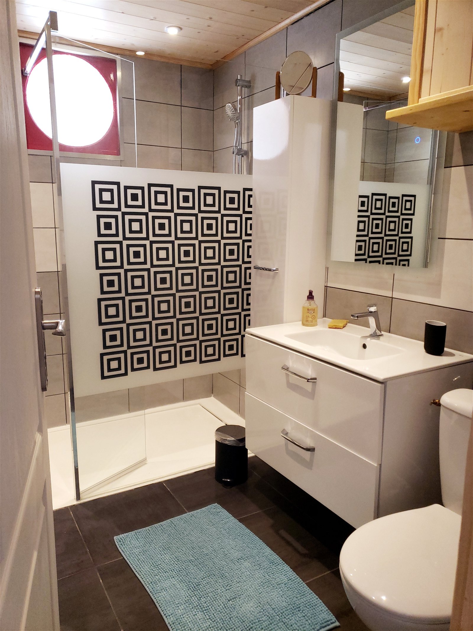 Studio Indépendant Saint-Jean-d'Arvey 259028