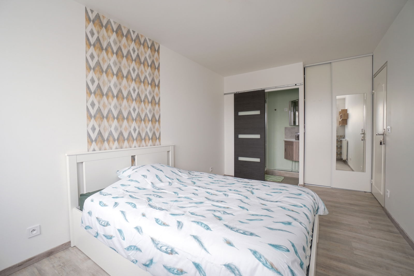 Colocatie Savigny-le-Temple 254079