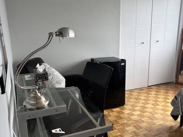 Homestay for rent in Pointe-Claire - photo 3: Bedroom-3