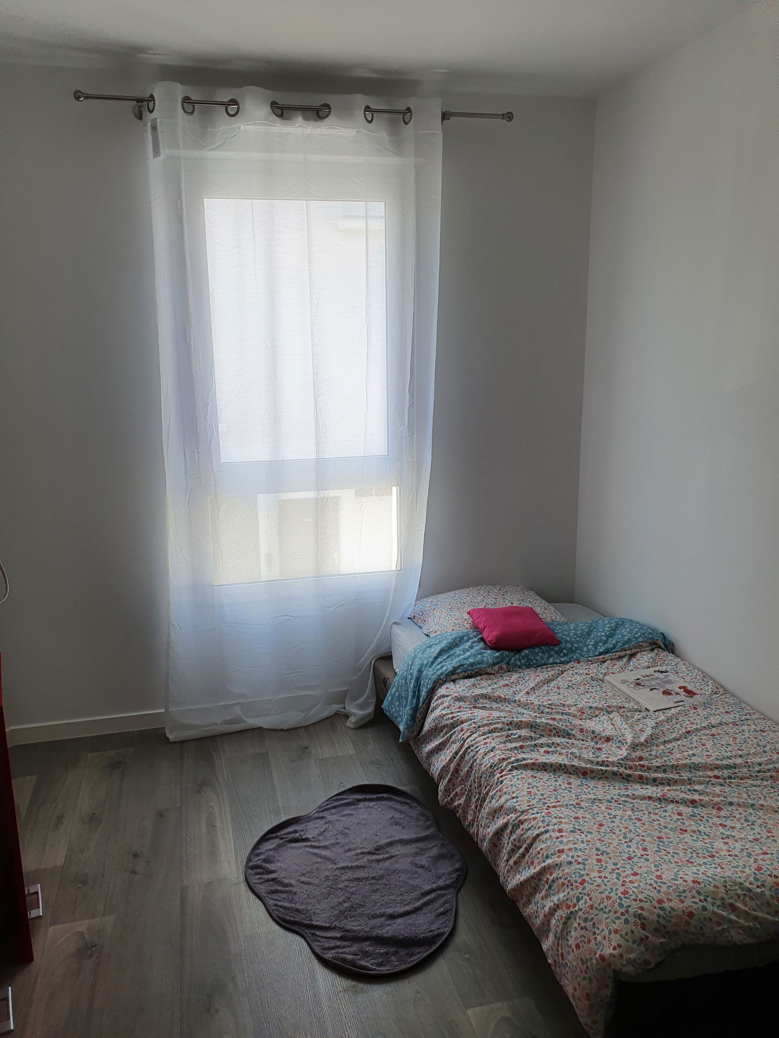 Homestay Poissy 240230