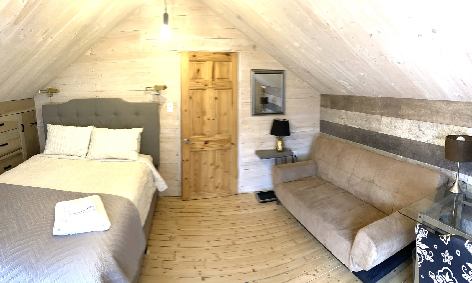 Kolokacja Lévis 656322