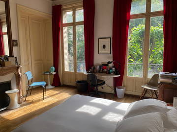 Roomlala | Pokój 20 m2 z balkonem, Stare Miasto, u rodziny