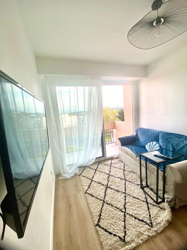 Kolokacja Pau 406872