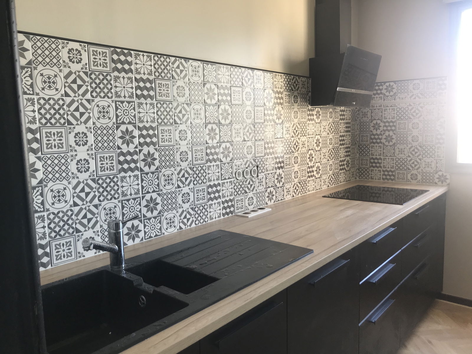 Kolokacja Bron 240647