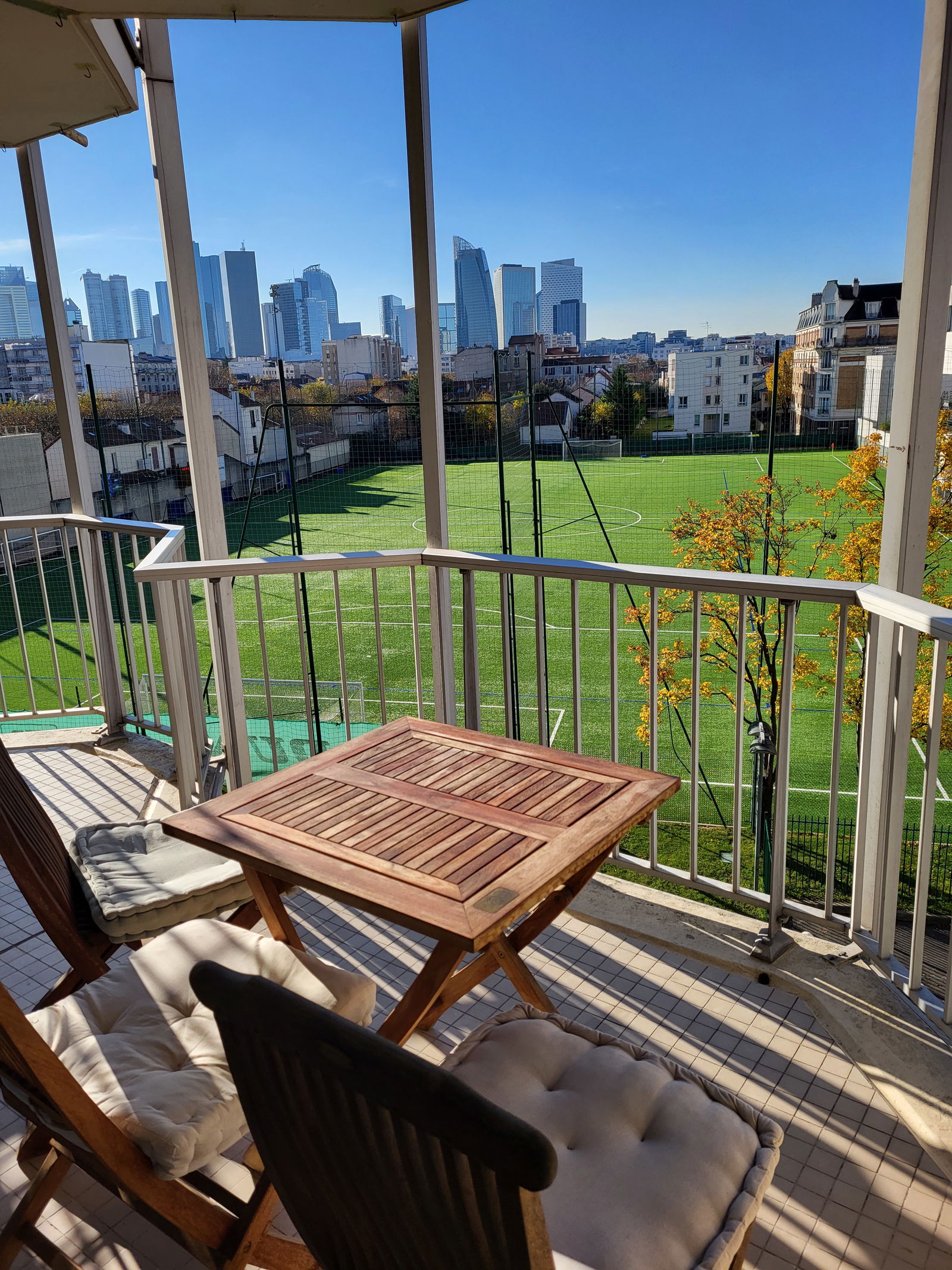 Kolokacja Courbevoie 230576