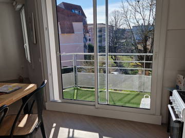 Roomlala | Pokój dla 1 kobiety korzystającej ze spa w centrum Dax na 3 tygodnie