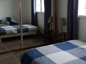 Roomlala | Pokój dla 2 osób 15 min. Hawr