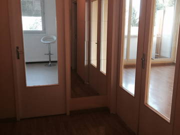 Roomlala | Pokój dla kobiet