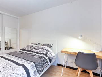 Roomlala | Pokój do wynajęcia 12m2, 200 m od stacji kolejowej Lognes - Mieszane