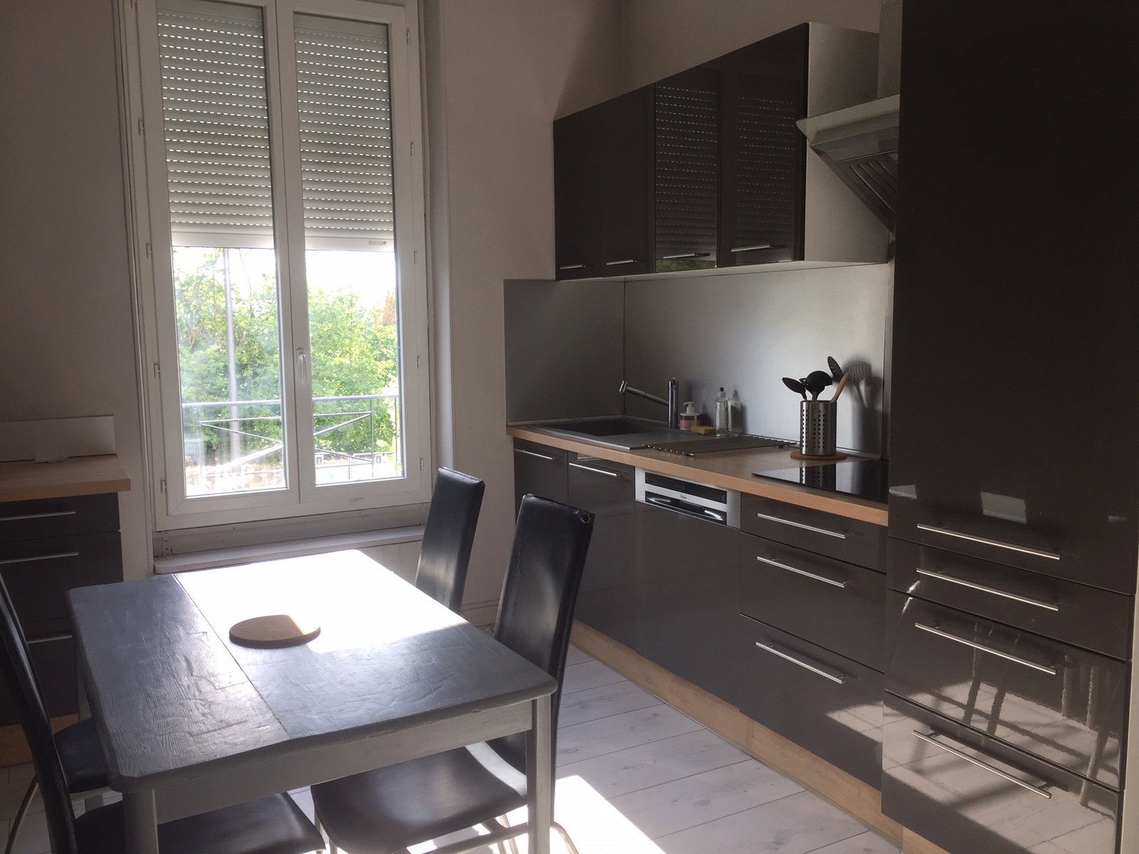 Kolokacja Éragny 537247