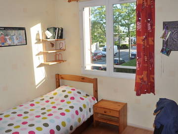 Roomlala | Pokój do wynajęcia dla rodziny, studenta lub stażysty