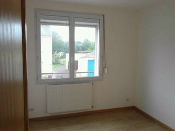 Roomlala | Pokój do wynajęcia dla studenta