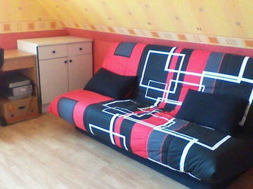 Roomlala | Pokój do wynajęcia dla studenta