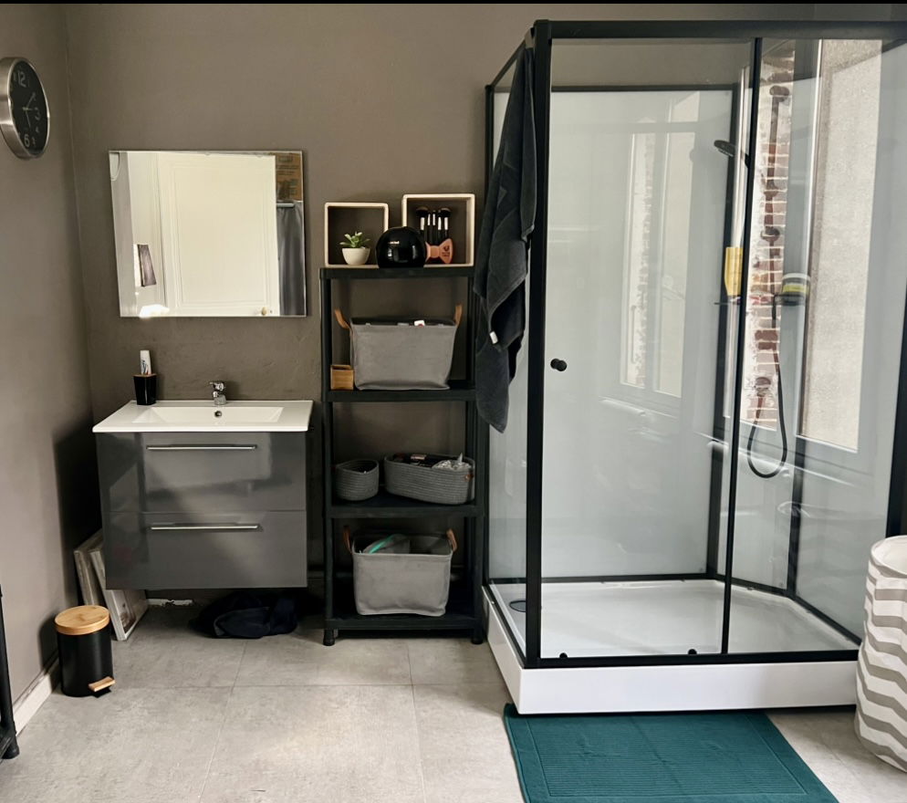 Kolokacja Trie-Château 533045