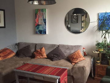 Roomlala | Pokój do wynajęcia na kilka miesięcy