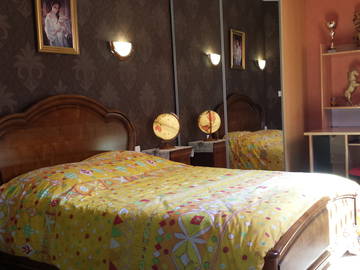 Roomlala | Pokój do wynajęcia na tydzień lub miesiąc