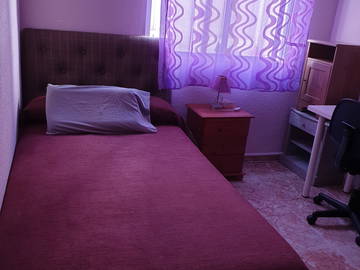 Roomlala | Pokój do wynajęcia w Alicante