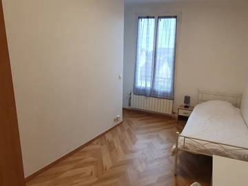 Roomlala | Pokój do wynajęcia w Blanc Mesnil